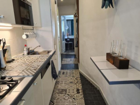 1 bedroom 15 min by tram to Amsterdam centre!